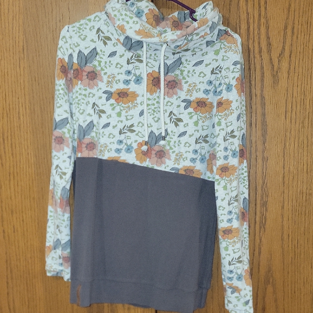 AMPERSAND AVE Floral and Gray Hoodie